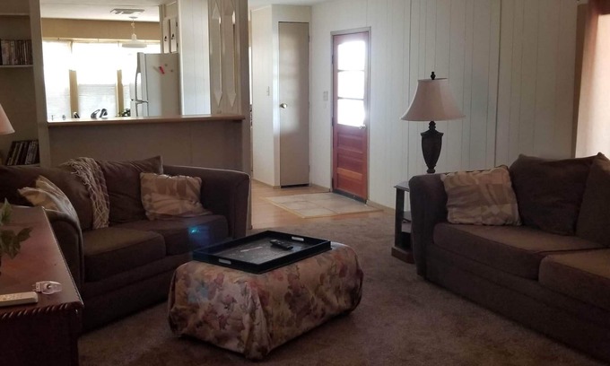Tucson House | Newly decorated mobile home on 40 acre ranch outside of Tucson