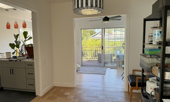 North Central House | Newly renovated 2-bedroom/1-bath home in San Mateo