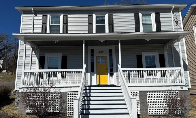 Clifton Forge West House | Newly renovated 3 bed 2 bath house in Clifton Forge, Va