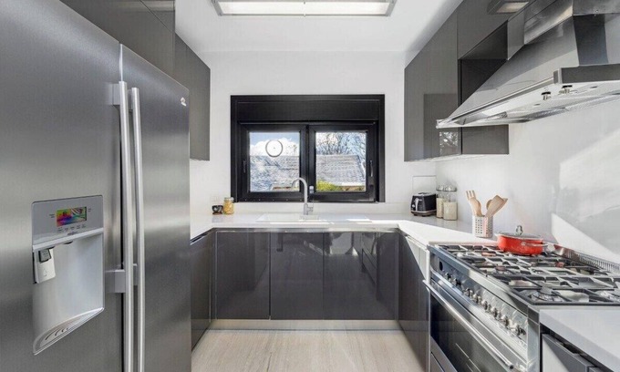 Etiler House | Newly renovated 4 bedroom modern super cozy house located in the heart of Bebek