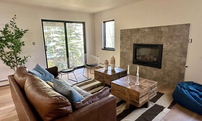 Highland Meadows Apartment | Newly renovated apartment in West Vail