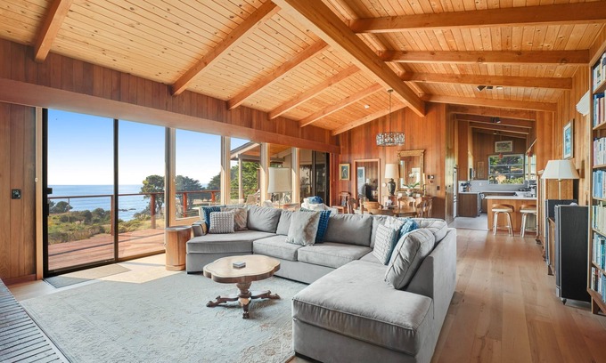 Mendocino House | Newly-renovated, dog-friendly, oceanfront retreat with fireplace - near downtown