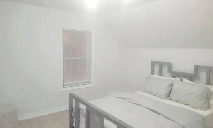 Frankford House | Newly renovated waterfront cottage in Quinte West