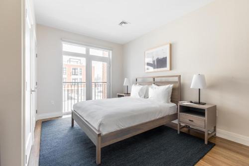 Newtonville Apartment | Newton studio w wd nr dining shopping BOS-976