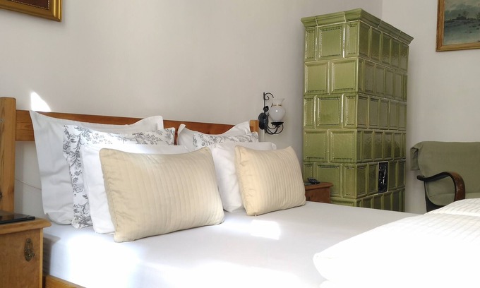 13th District Apartment | Next Danube river , personal welcome , private guided tours and homerestaurant