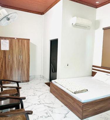 Phu Tho Bed & Breakfast | Nhà Nghỉ Tân Tiến