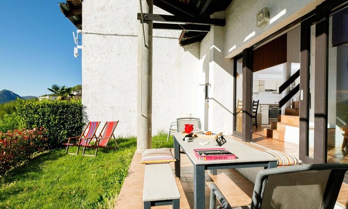 Capriasca Apartment | Nice apartment for 4 guests with pool, WIFI, TV, patio, pets allowed, panoramic view and parking