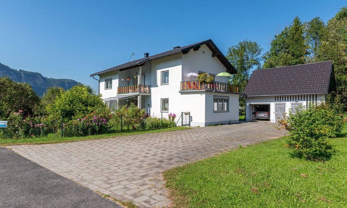 Gallizien Apartment | Nice apartment for 6 guests with WIFI, TV, patio, pets allowed, panoramic view and parking