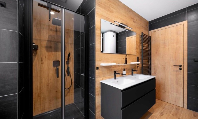 Dolni Morava Apartment | Nice apartment for 6 guests with WIFI, TV, terrace and parking