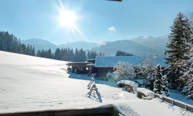 Sonnenberg Apartment | Nice apartment for 14 people with WIFI, TV, balcony, pets allowed and parking