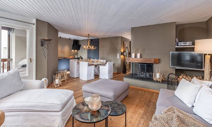 Lenzerheide Apartment | Nice apartment for 4 people with pool, TV, balcony and pets allowed