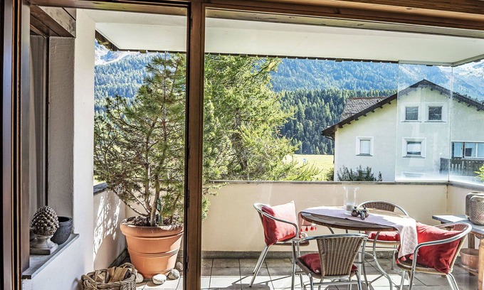 Champfer Apartment | Nice apartment for 4 people with WIFI, TV, balcony, pets allowed, panoramic view and parking