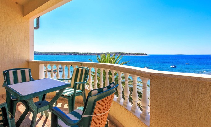 Banjol Apartment | Nice apartment in Banjol