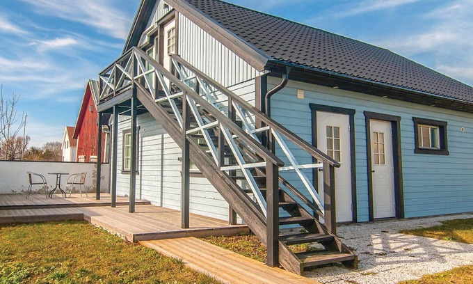 Klintehamn Apartment | Nice apartment in Klintehamn with WiFi