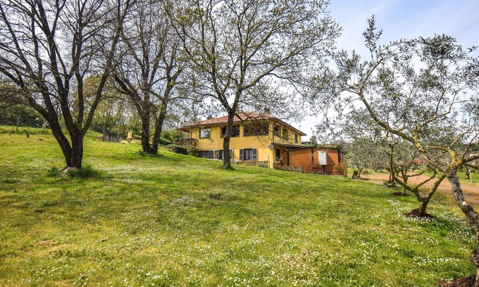 Monterosi Apartment | Nice apartment in Monterosi with WiFi