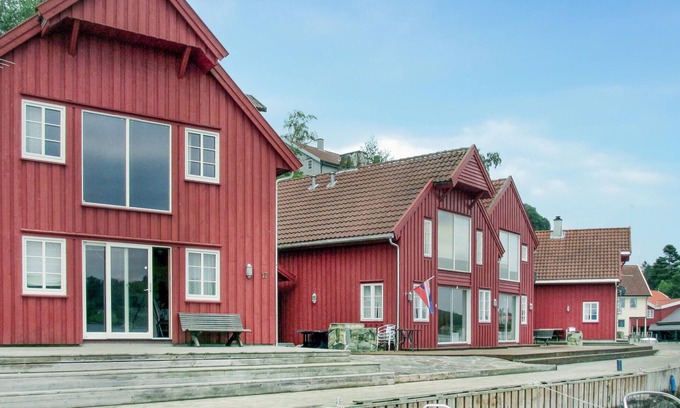 Sjernarøy Apartment | Nice apartment in Sjernarøy