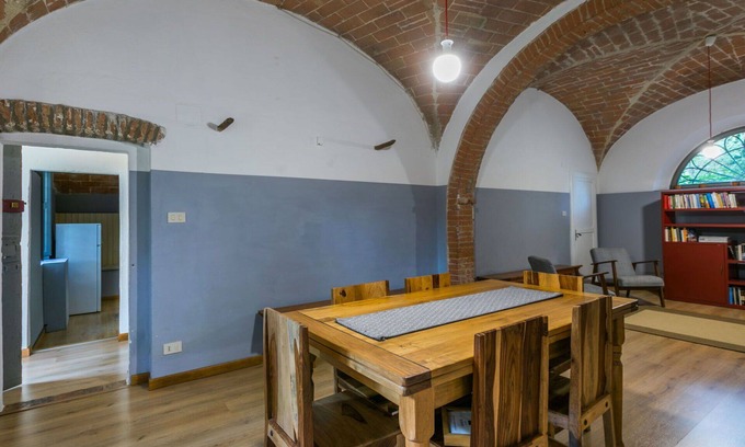 Lorenzana Villa | Nice apartment in villa for 4 people with pool, WIFI, pets allowed and parking