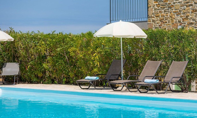 Baredine House | Nice apartment in villa for 6 people with WIFI, pool, A/C, TV, terrace, panoramic view and parking