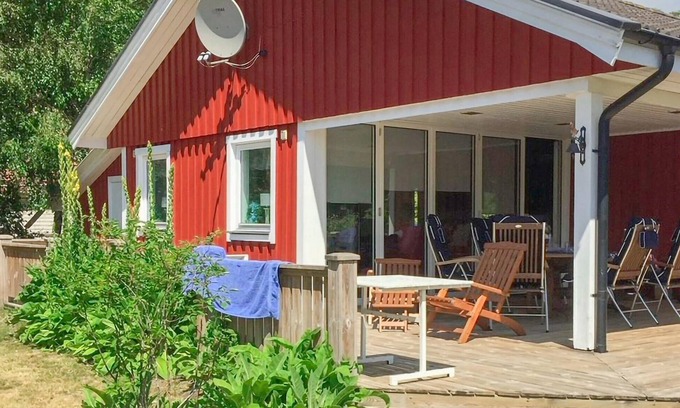 Beddingestrand House | Nice home in Beddingestrand