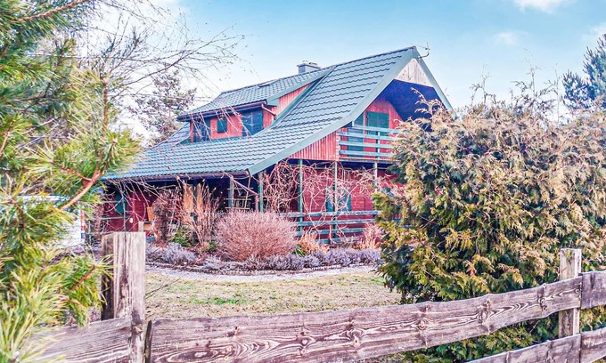 Pasym House | Nice home in Pasym with lake view
