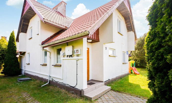 Rowy House | Nice home in Rowy with WiFi