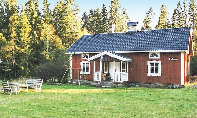 Stromsnasbruk House | Nice home in Strömsnäsbruk with kitchen