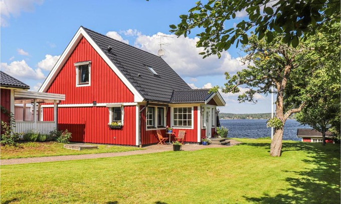 Tranas House | Nice Home In Tranås With Kitchen