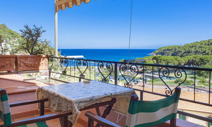 Fetovaia Apartment | Nido, in Fetovaia, is a tastefully decorated two-room apartment , with the terrace overlooking the