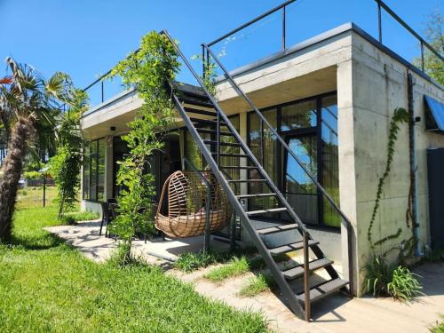 Ureki House | Nina's house & Yard 200m from beach Kaprovani