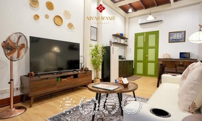 Chakkrawat House | Nivas Wanit 2 BR+1 SFB Yaowarat/MRT/Entire house 80 m²