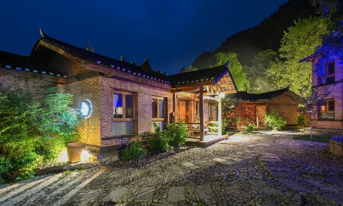 Wulingyuan Resort | No.5 Valley Lodge