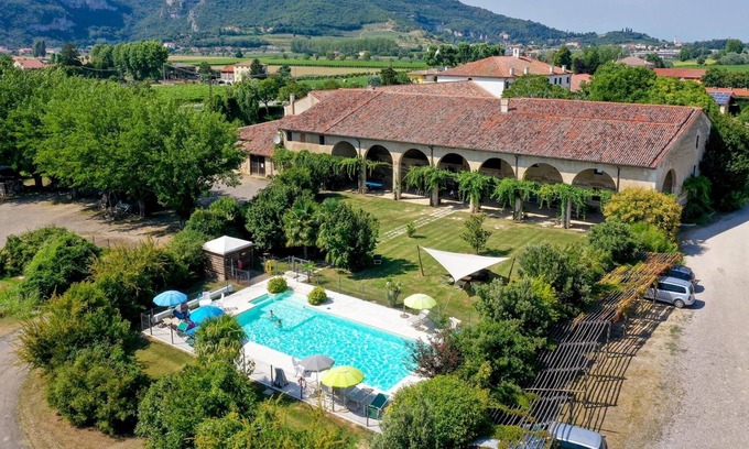 Longare Apartment | Noci apartment with two bedrooms and one bathroom on the first floor (apartment 3)