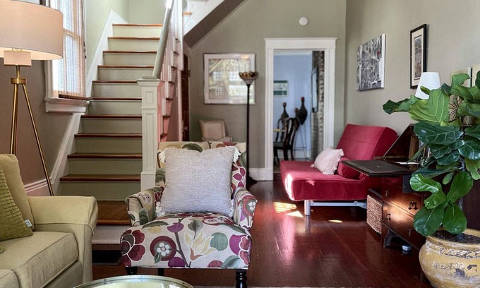 Leonidas House | NOLA House-Center of all things New Orleans! Historical neighborhood.n