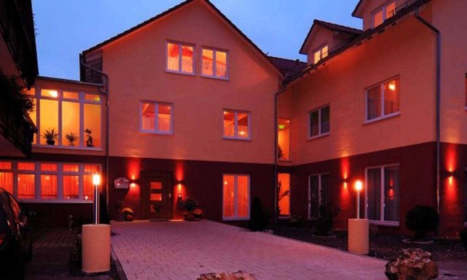 Auendorf Hotel | Non-smoking double room with shower and toilet - Hotel Restaurant Talblick