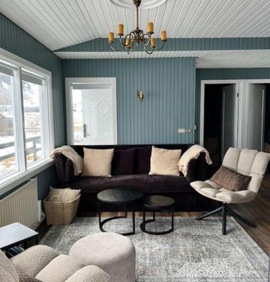 Arnarstapi House | Nonholl country cottage - Perfect getaway