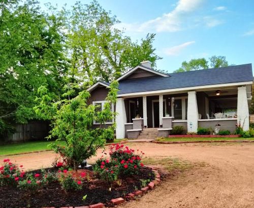 Ruston House | Nonie's