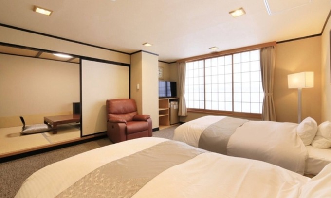Yudanaka Shibu Onsen Hotel | Nonsmoking JapaneseWestern room Twin | Room only/Shimotakaigun Nagano