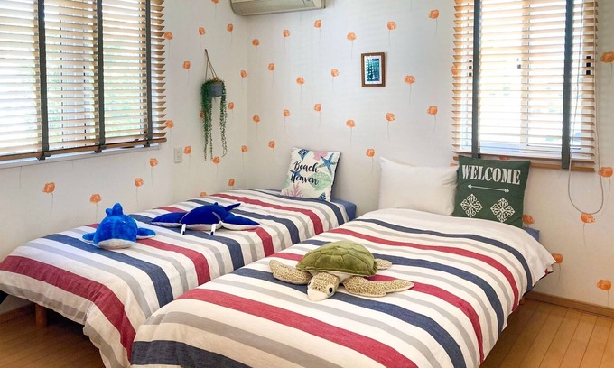Yonabaru Apartment | Nonsmoking Twin aquarium room 203/Shimajiri-gun Okinawa