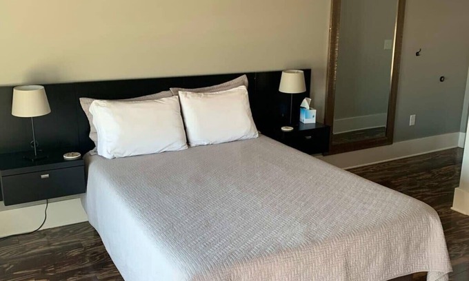 Northport Hotel | Northport Inn Boutique Hotel Room 7