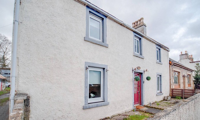 Cromarty Firth House | Novar 4 Bedroom House - Alness
