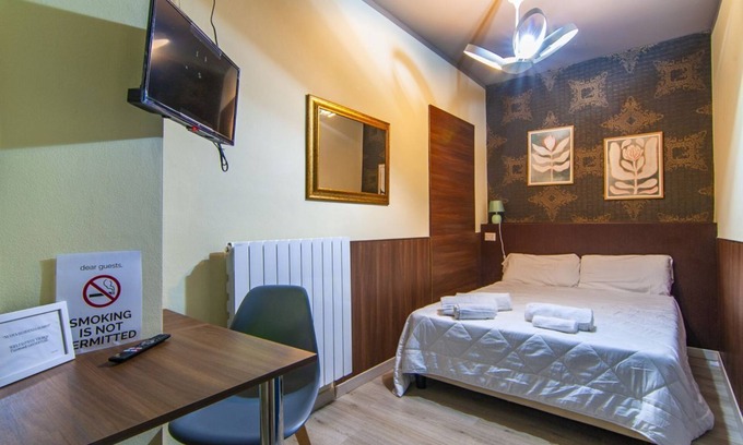 Borgo Roma Apartment | Nuova Residenza Romeo - Camera ACQUAR