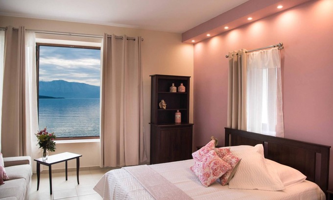 Nikiana House | NV Pink Suite Nikiana Lefkada — AV Properties