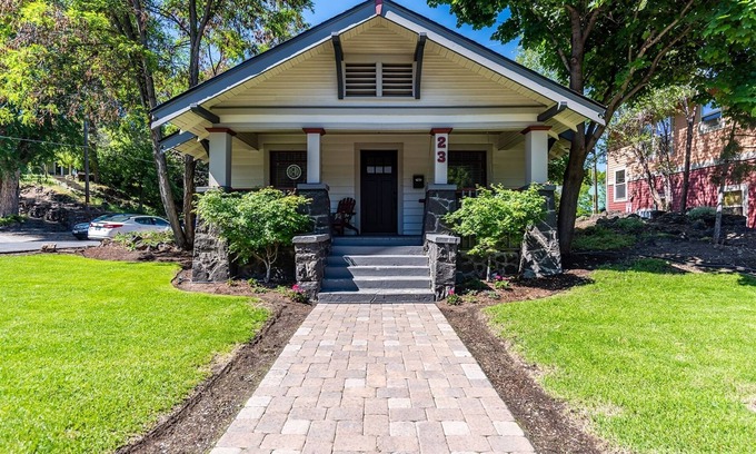 Old Bend House | NW Louisiana | Old Bend | pet (dog) friendly hot tub