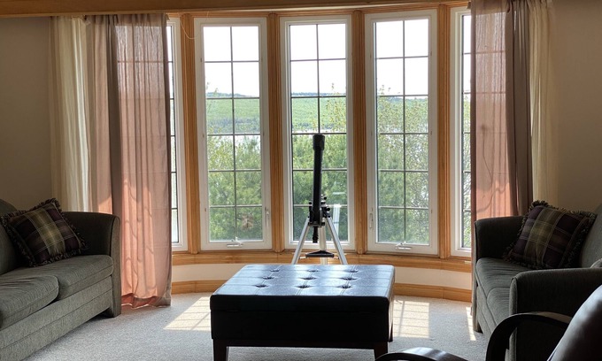 Mineville House | nwaterfront 3 bedroom house in central location