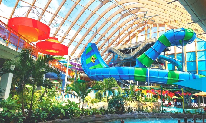 Circleville Resort | NY’s Largest Indoor Waterpark awaits! Generous Accommodation w/Patio! Pools!