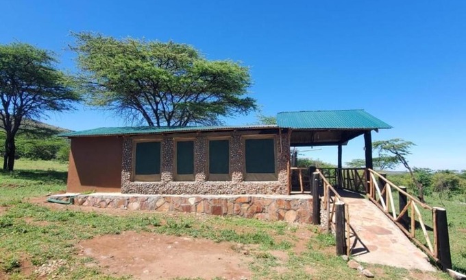 Maasai Mara Bed & Breakfast | Nyakulo safari camp