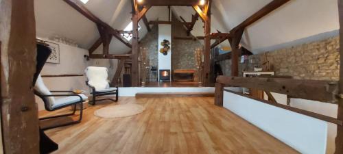 Durnal House | O'pOzArt Guesthouse