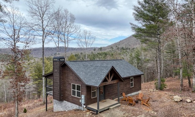 Suches Cabin | Oak and Antler Cabin - New Build, Mtn View, Hot Tub
