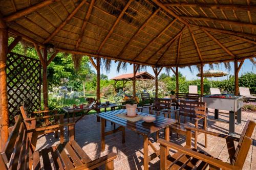 Sabaudia Bed & Breakfast | Oasi Caprolace