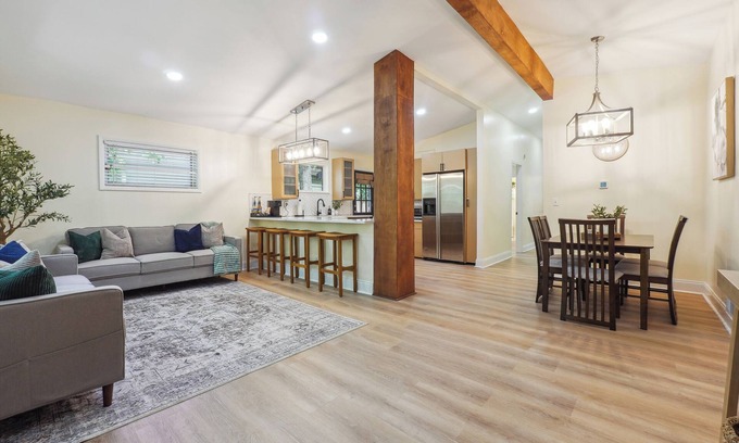 Lindridge-Martin Manor House | Oasis in ATL- 3BR/2BA Lux Serene Bungalow w/Gorgeous Private Backyard and Pool